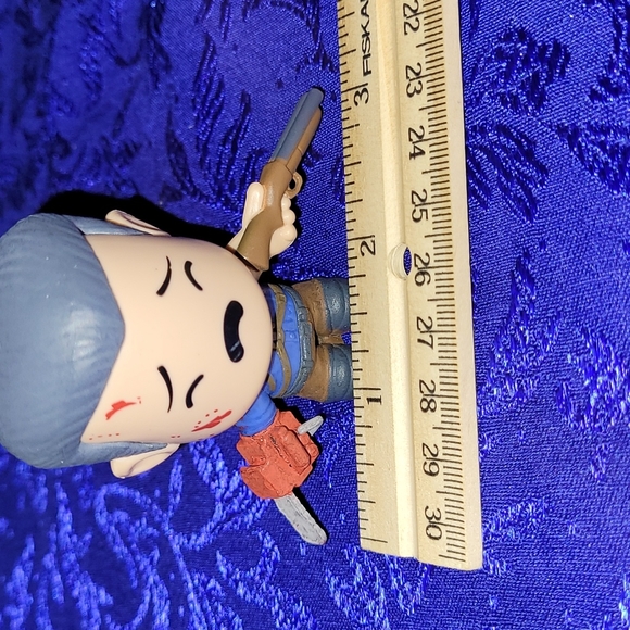 🍂3/$10 Lootcrate Ash (vs Henrietta) Evil Dead2 Figure Diorama PARTIAL Oct2018 - Picture 9 of 11